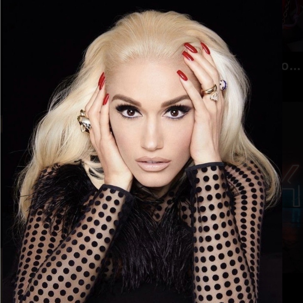 Shop like Gwen 👄